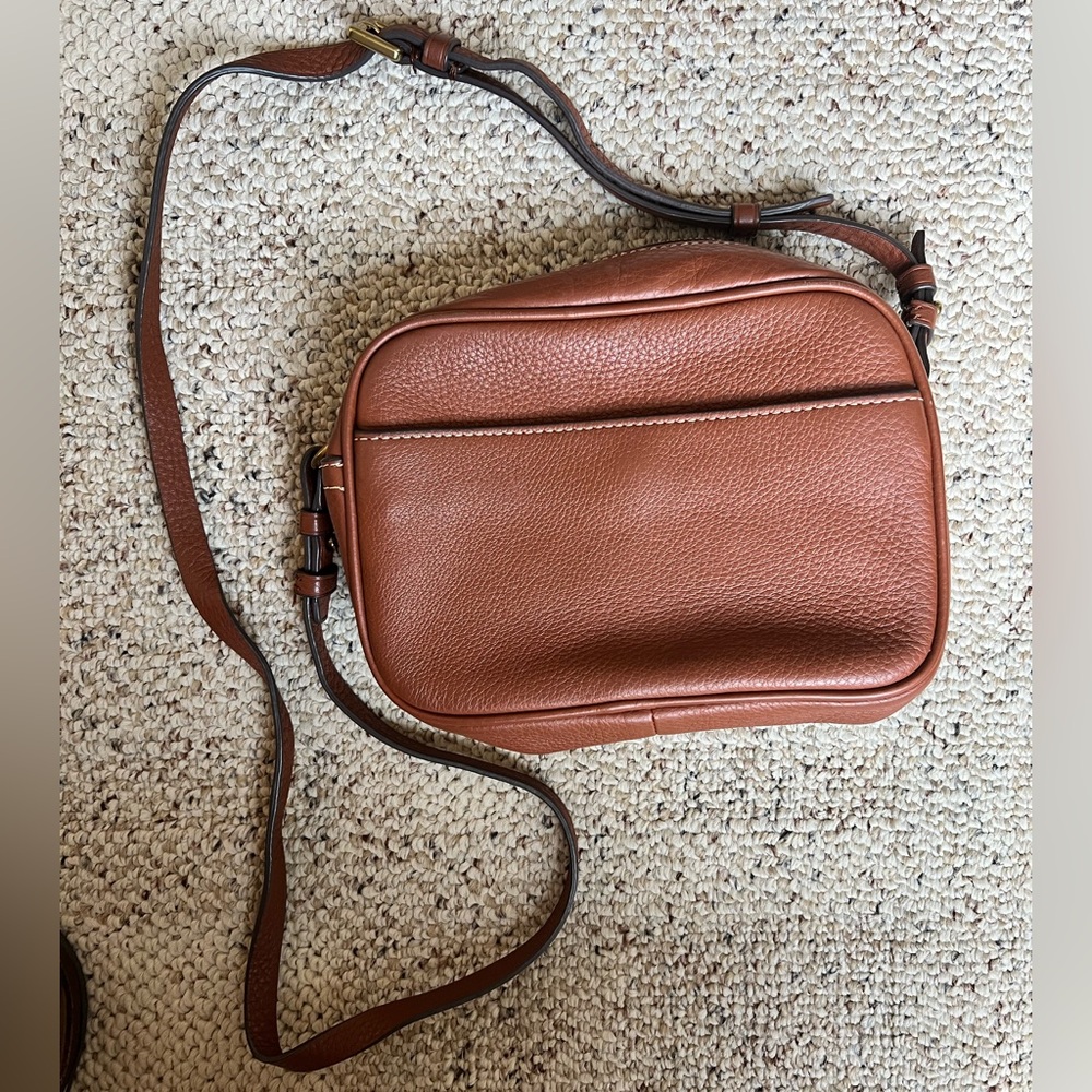 J.Crew Women’s “Signet” Saddle Camera Crossbody Bag with lock and keys